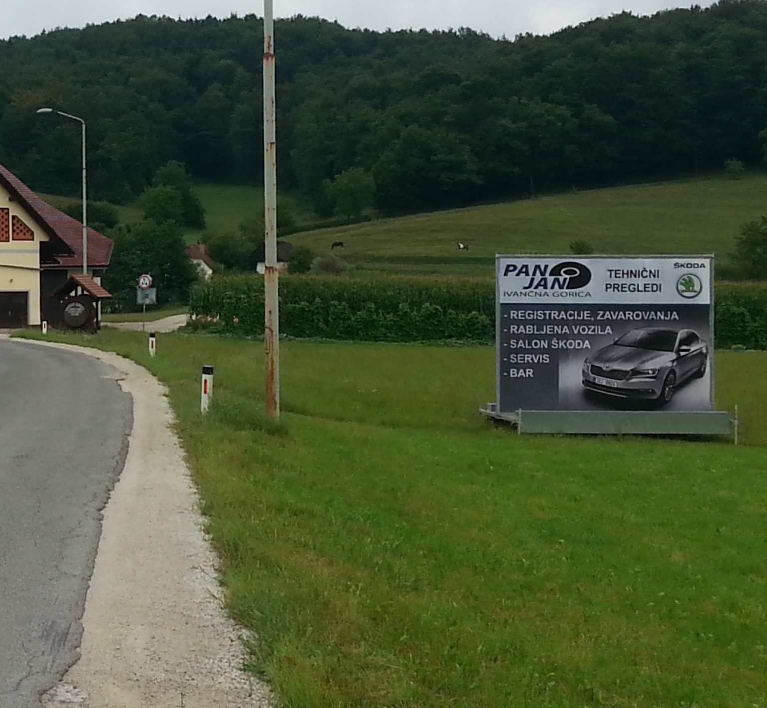 Mobilni panoji pripeljejo vaš oglas, kamor želite!